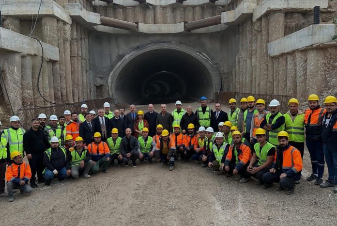 959f091b-4117-4686-b248-5b56ffadd036