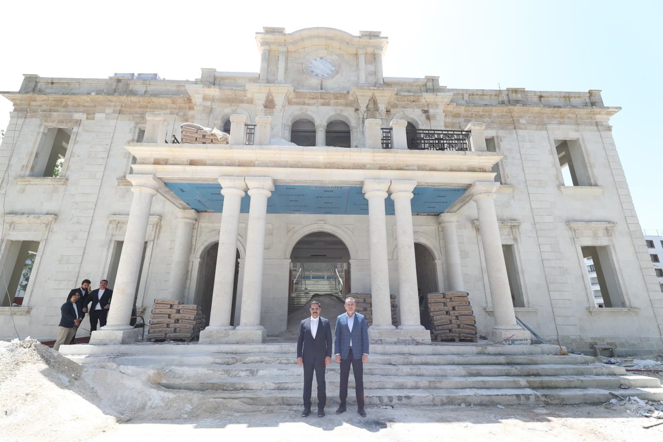 Valilik binasının  restorasyonu  sürüyor