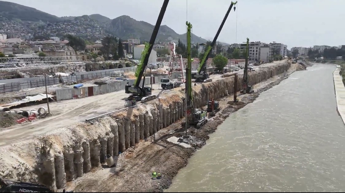 Asi Nehri ıslah   projesi sürüyor