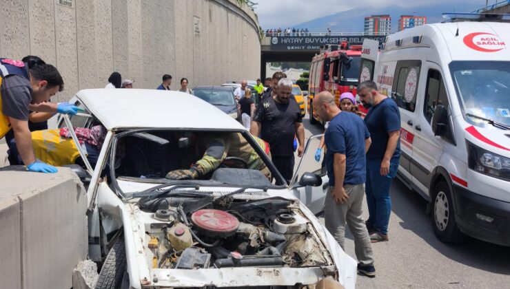 Alt geçitteki  trafik kazasında 3 yaralı