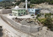 HBB Belende istinat duvarı inşa ediyor