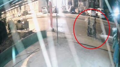 MOTOSİKLETLE GELEREK OTO YIKAMAYI KURŞUNLAYAN ÇETE ÜYELERİNİN MASKESİ DÜŞTÜ