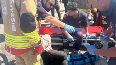 TARIM İŞÇİLERİNİ TAŞIYAN MİNİBÜS DEVRİLDİ: 1’İ AĞIR 5 YARALI