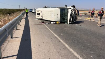 TRAFİK KAZASINDA AĞIR YARALANAN TARIM İŞÇİSİ ÖLDÜ