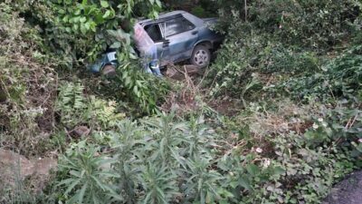 DEREYE UÇAN TOFAŞ’IN SÜRÜCÜSÜ YARALANDI