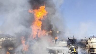 HASSA’DA HURDALIK ALANDA ÇIKAN YANGIN DORSEYE SIÇRADI