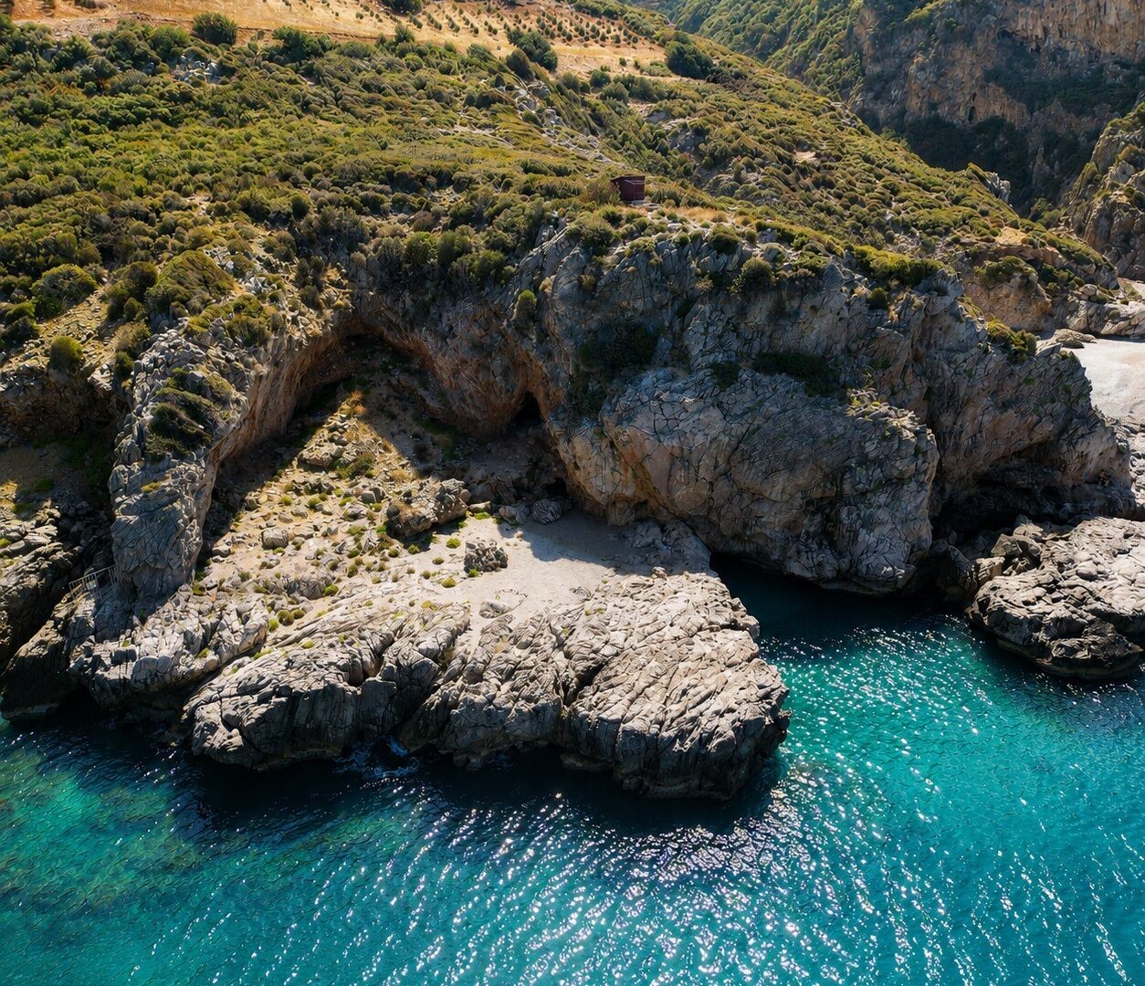 Mağara Tarihe Işık Tutuyor
