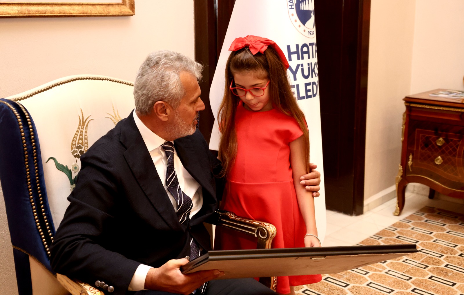 Öntürk’ten Minik Asya’ya Anlamlı Destek