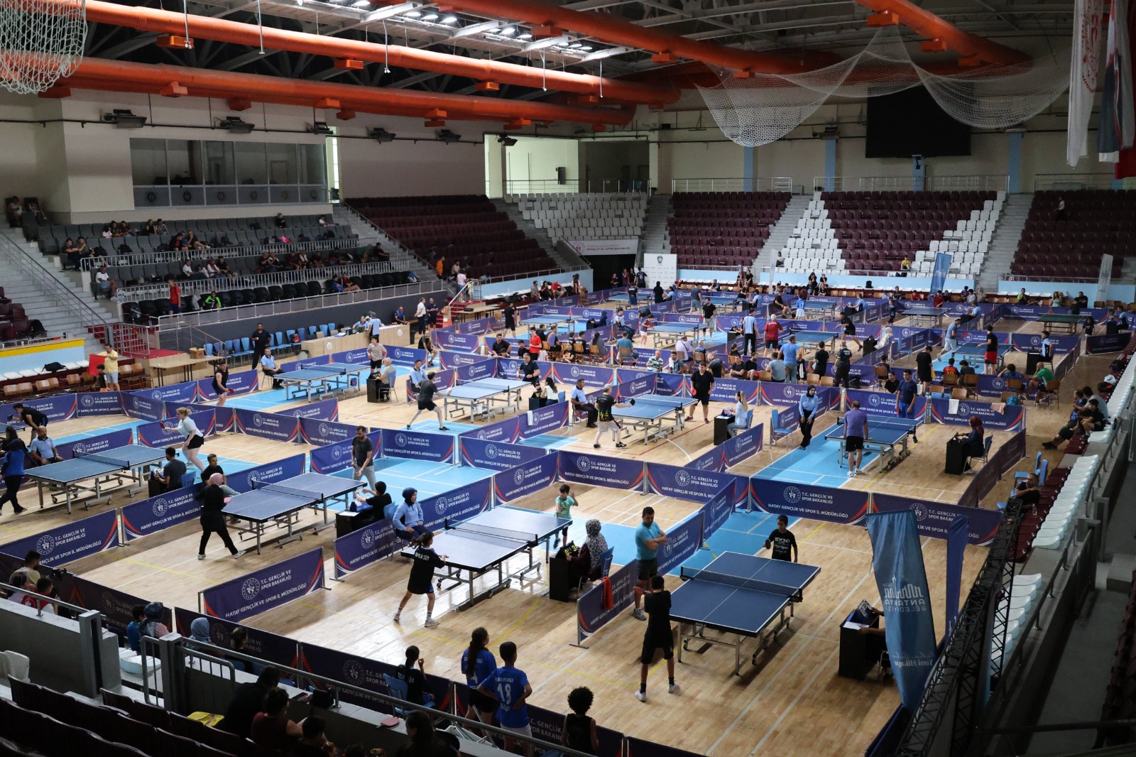 Spor Turnuvaları Devam Ediyor