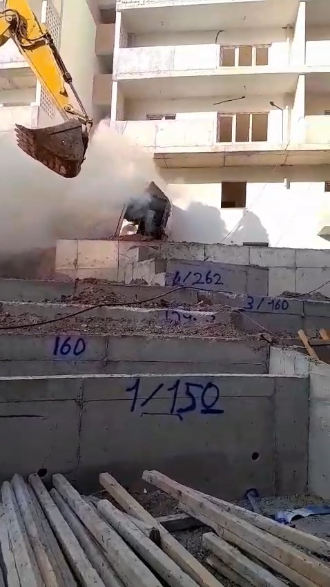 Yanan Kepçeye kumlu müdahale