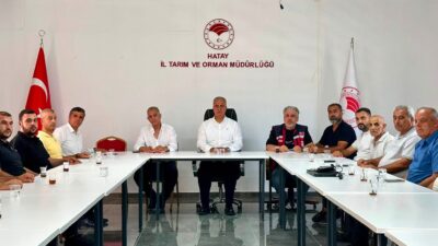 HATAY’DA SALÇA ÜRETİCİLERİYLE SEKTÖREL DEĞERLENDİRME TOPLANTISI GERÇEKLEŞTİRİLDİ