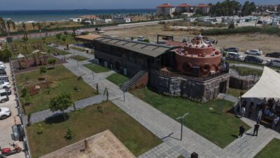 YENİLENEN İSKENDERUN AİLE KÖYÜ VATANDAŞLARIN BULUŞMA NOKTASI OLDU