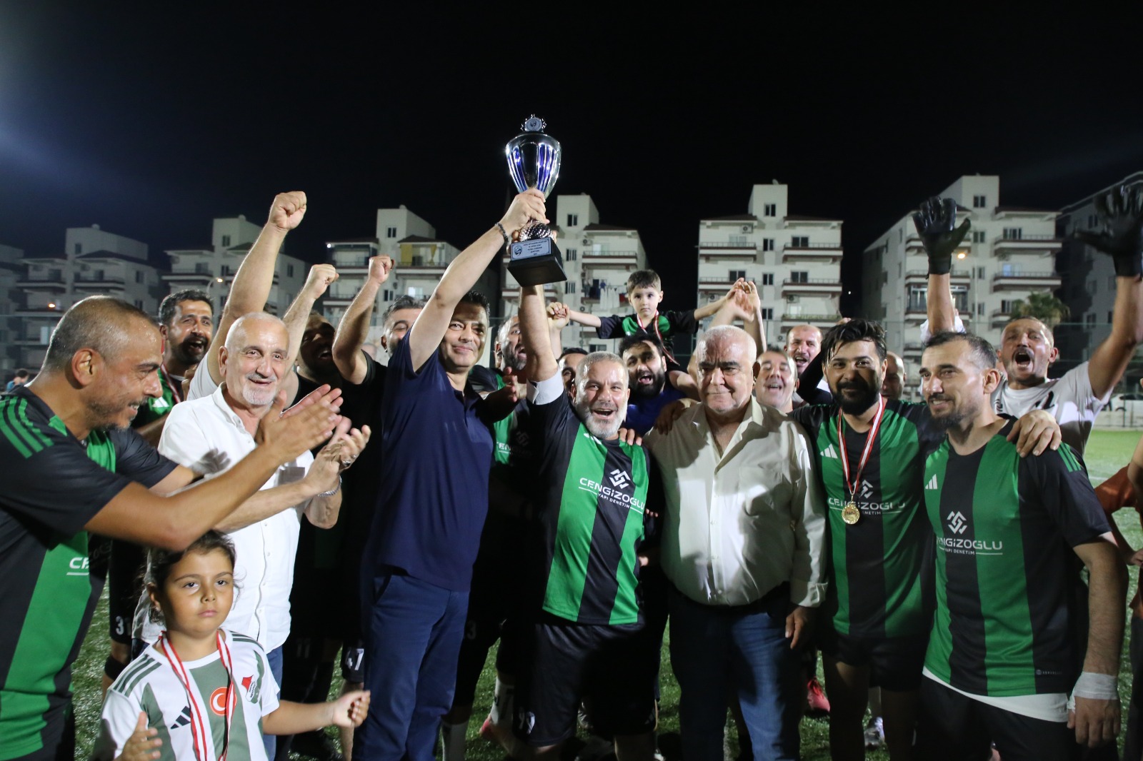 Meydan Hacıoğlu Baharat şampiyon