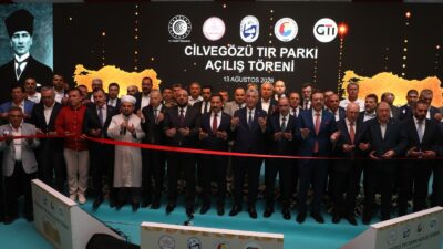 CİLVEGÖZÜ’NDE BİN 200 TIR KAPASİTELİ TIR PARKININ AÇILIŞI GERÇEKLEŞTİRİLDİ