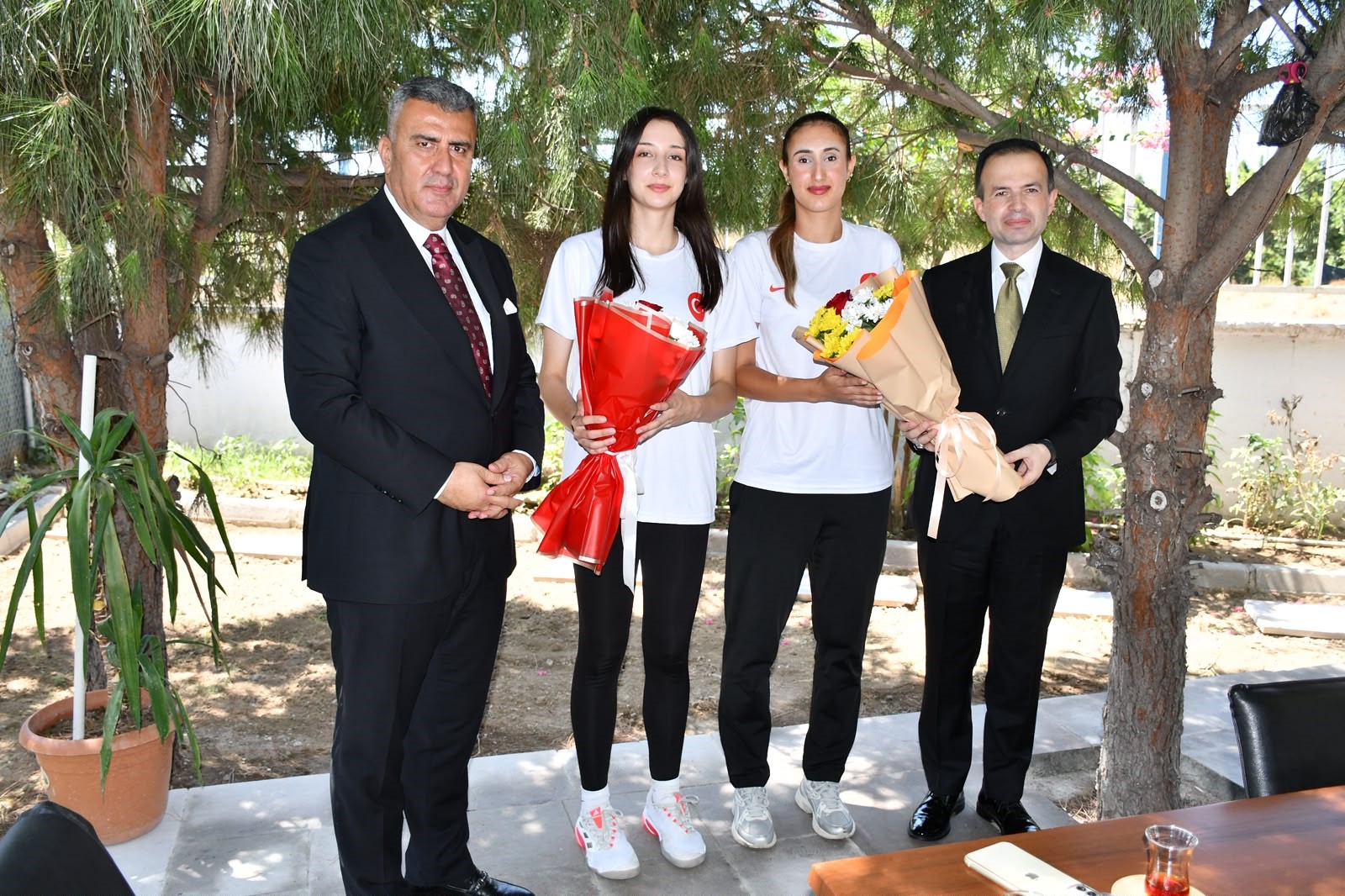 Voleybol A Milli Takımına seçildiler.