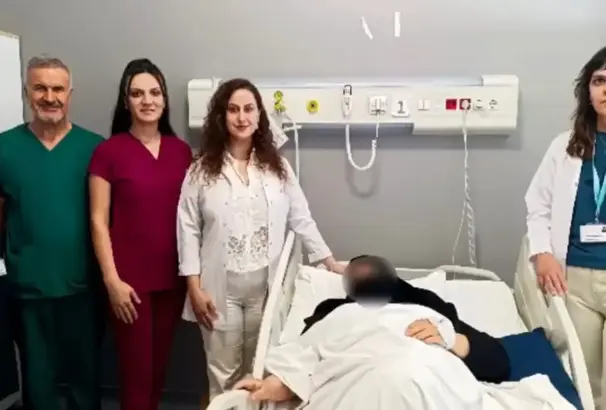 Yumurtalığından  2 kilo 670 kist alındı