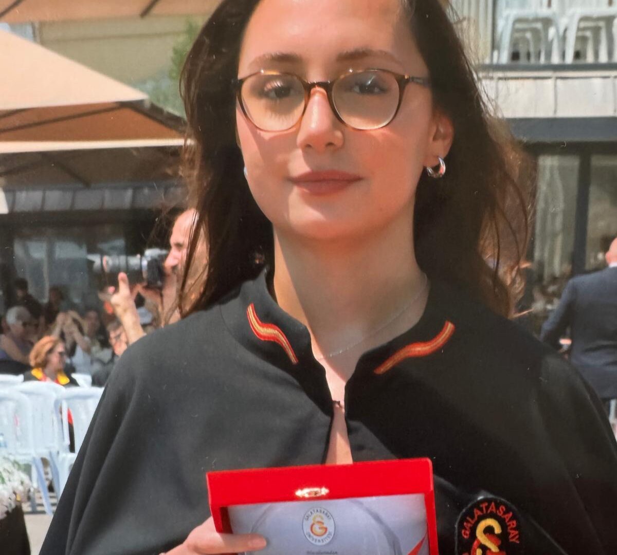 Zeynep  yeni hedeflere koşuyor