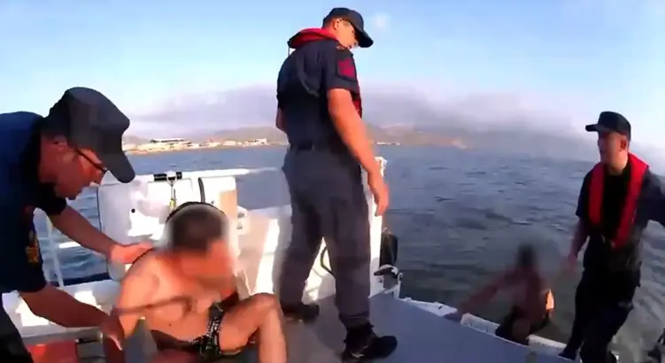 Boğulma üzere olan   2 kişi,  kurtarıldı.