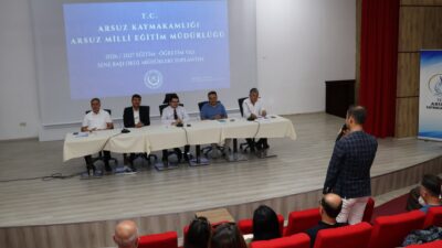 ARSUZ’DA OKUL MÜDÜRLERİ TOPLANTISI YAPILDI