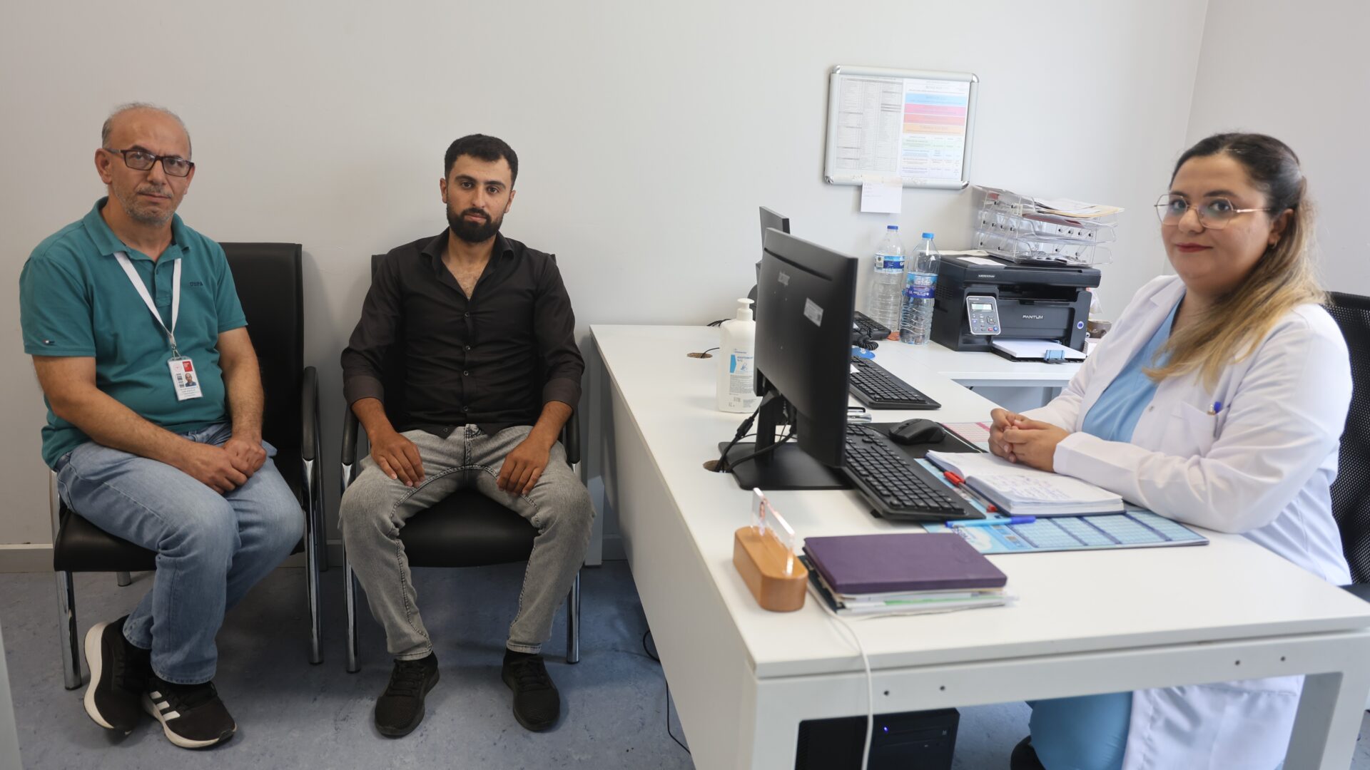 Suriyeli baba Türk milletinden memnunum