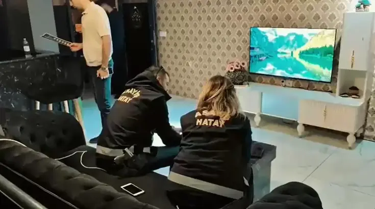 Polis Masaj salonlarını denetledi