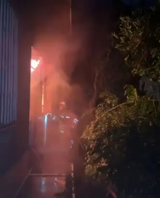Tek katlı de  çıkan yangın söndürüldü