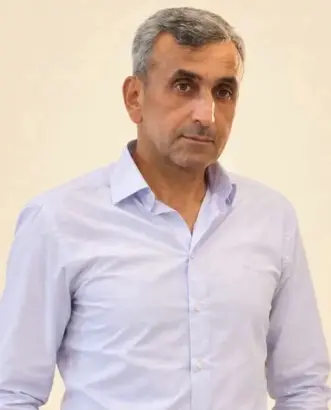 Merdiveninin çökmesi sonucu hayatını kaybetti