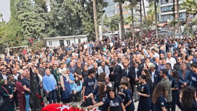 KANSERE YENİK DÜŞEN OKUL MÜDÜRÜ SON YOLCULUĞUNA UĞURLANDI