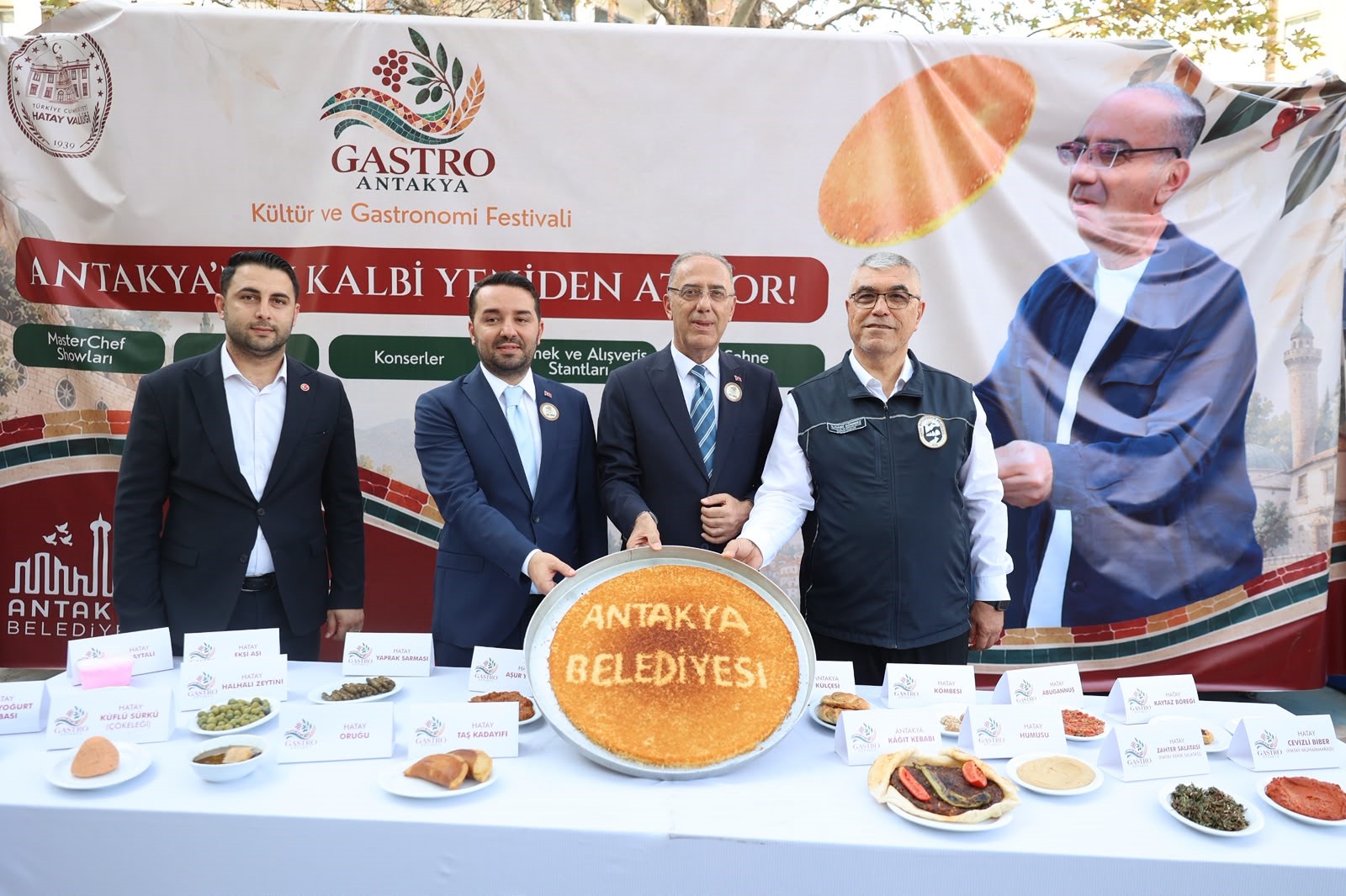  Antakya’yı yerel lezzetlerin kokusu sardı