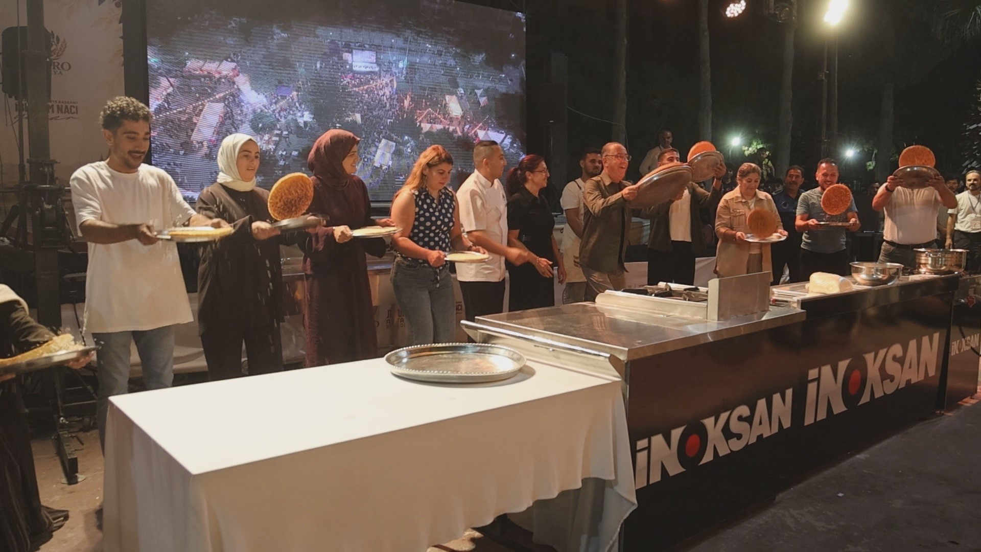 Gastronomi festivalinde künefe şovu