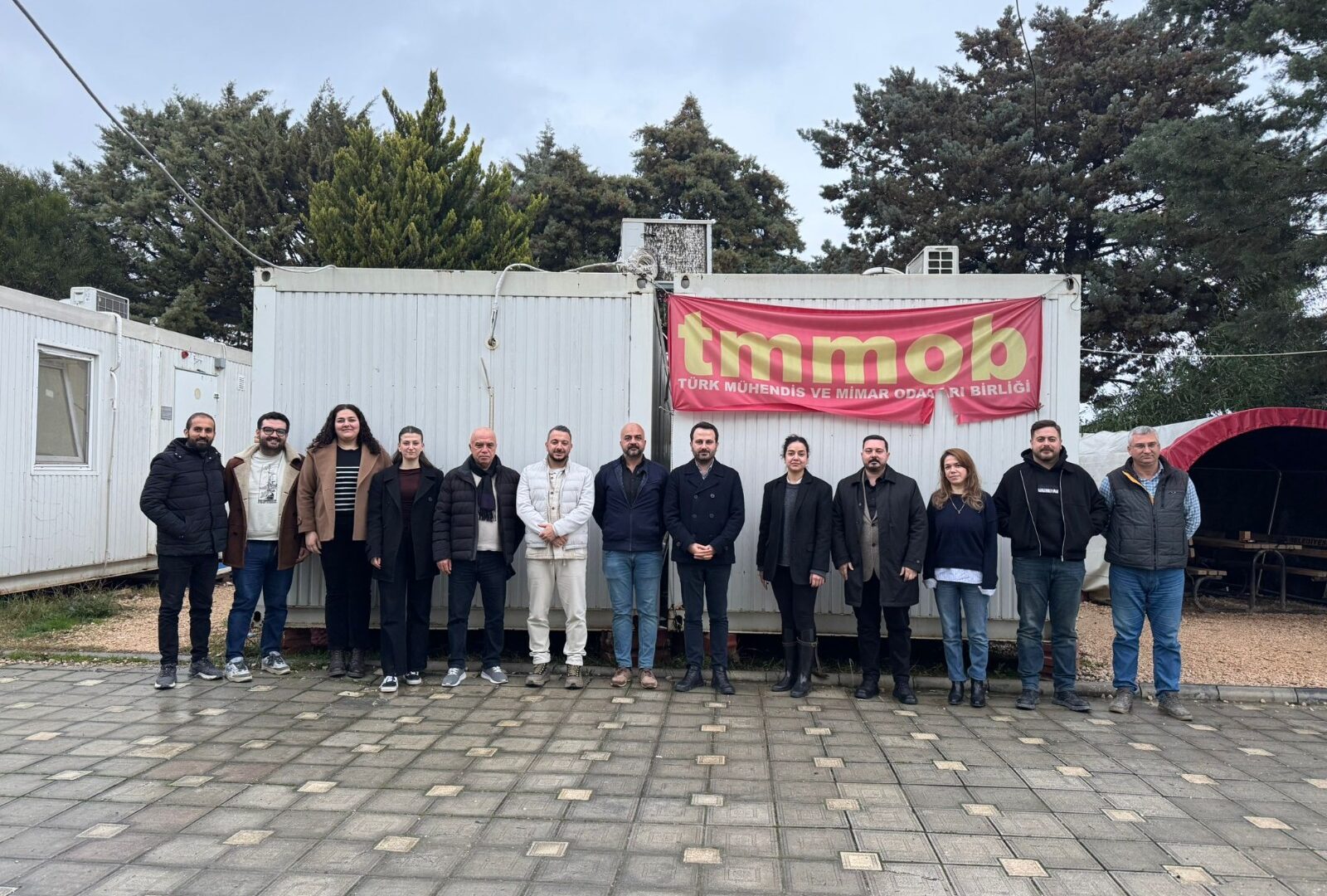 Konut bir haktır, lüks değil